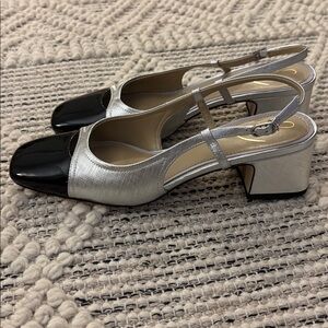 NWOB Sam Edelman Silver Slingback Block Heel Pumps with Black Patent Toe